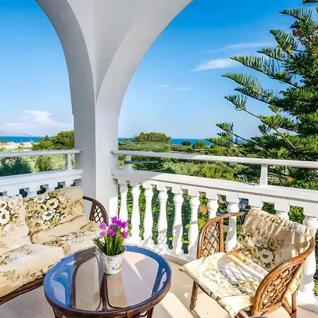 Tamar Apartments, Pensjonat Laganas