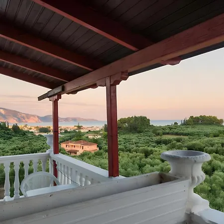 ゲストハウス Tamar Apartments,