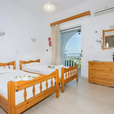 Tamar Apartments,